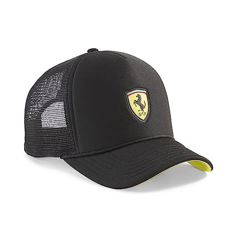 gorra ferrari negra